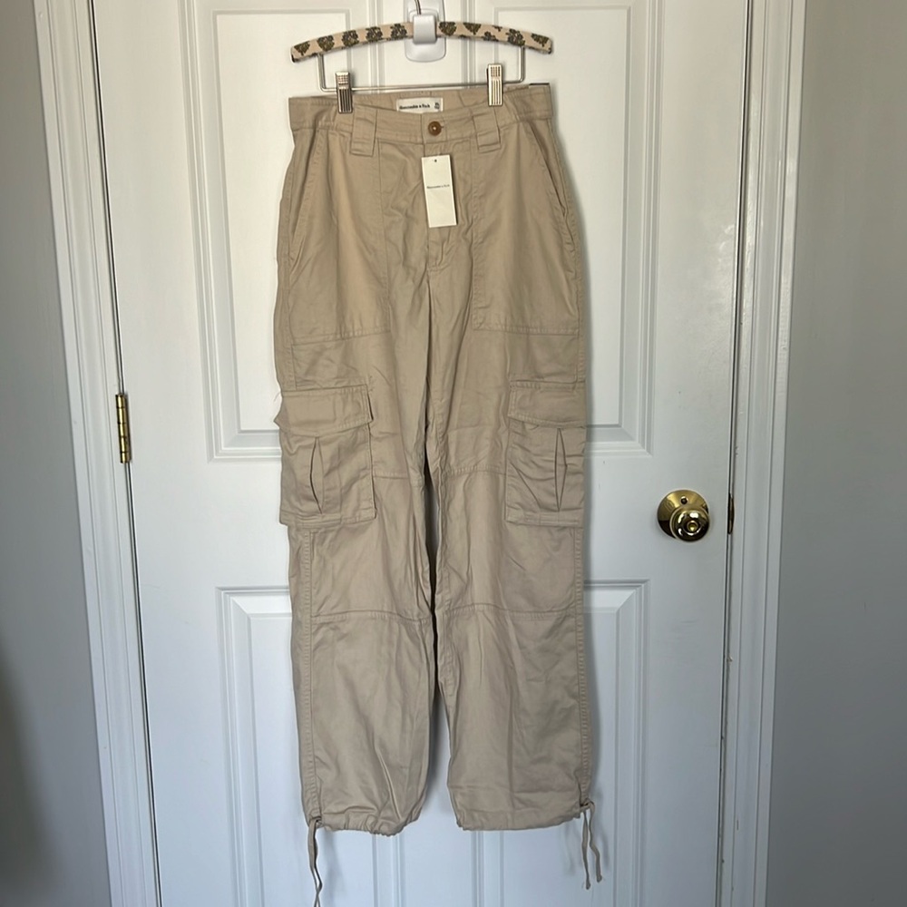 Abercrombie & fitch cargo pants high rise